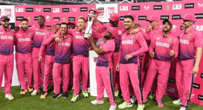 නෙදර්ලන්තයට එරෙහි එක්දින තරගයෙන් ද. අප්‍රිකාවට ජය